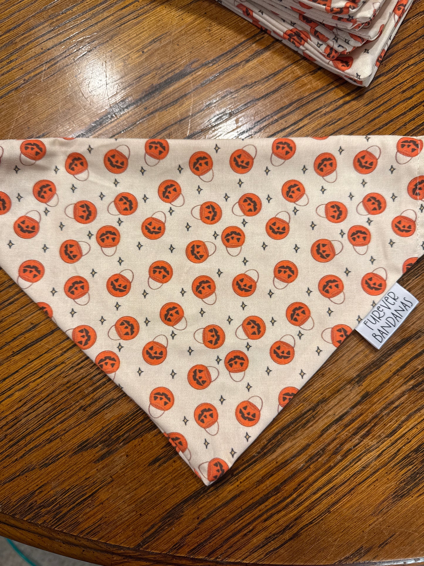 Pumpkin Baskets Bandana