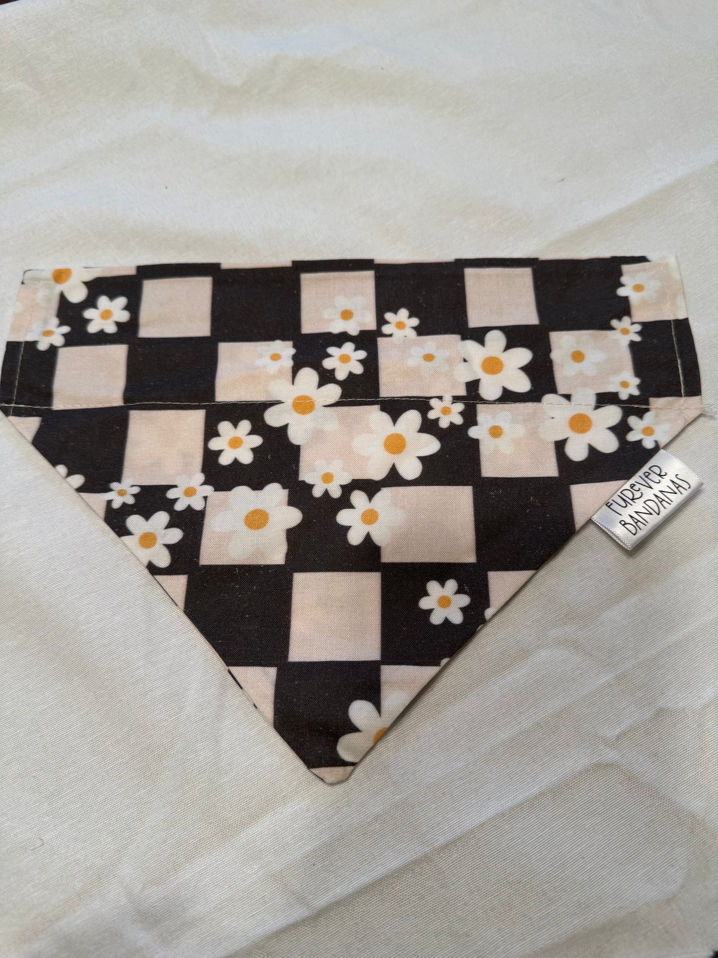 Daisy Check Bandana