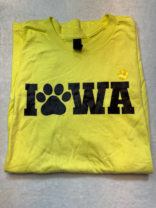 Black Paw Iowa T shirt