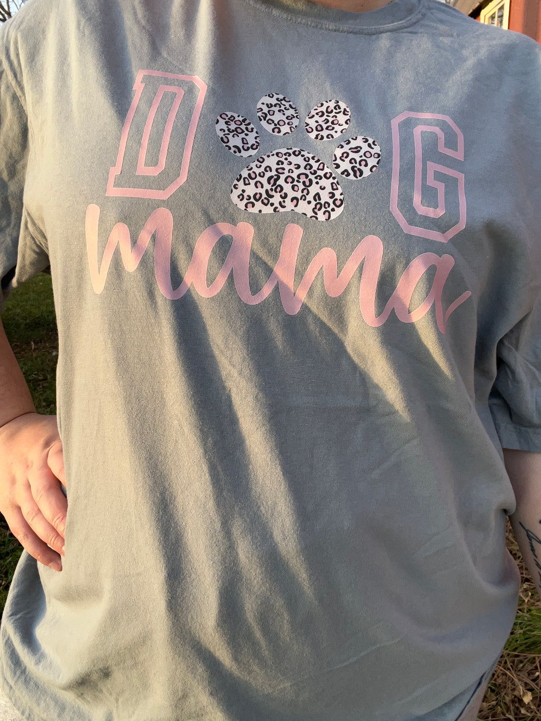 Leopard Dog mama T-Shirt